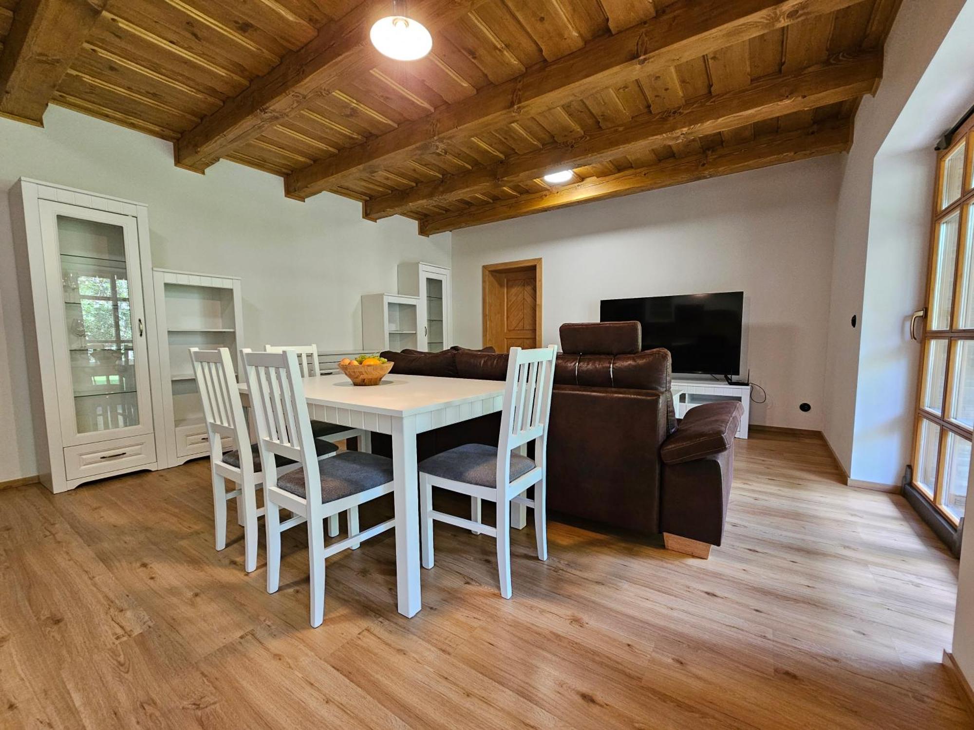 Apartmany Jezerne Velké Karlovice Cameră foto