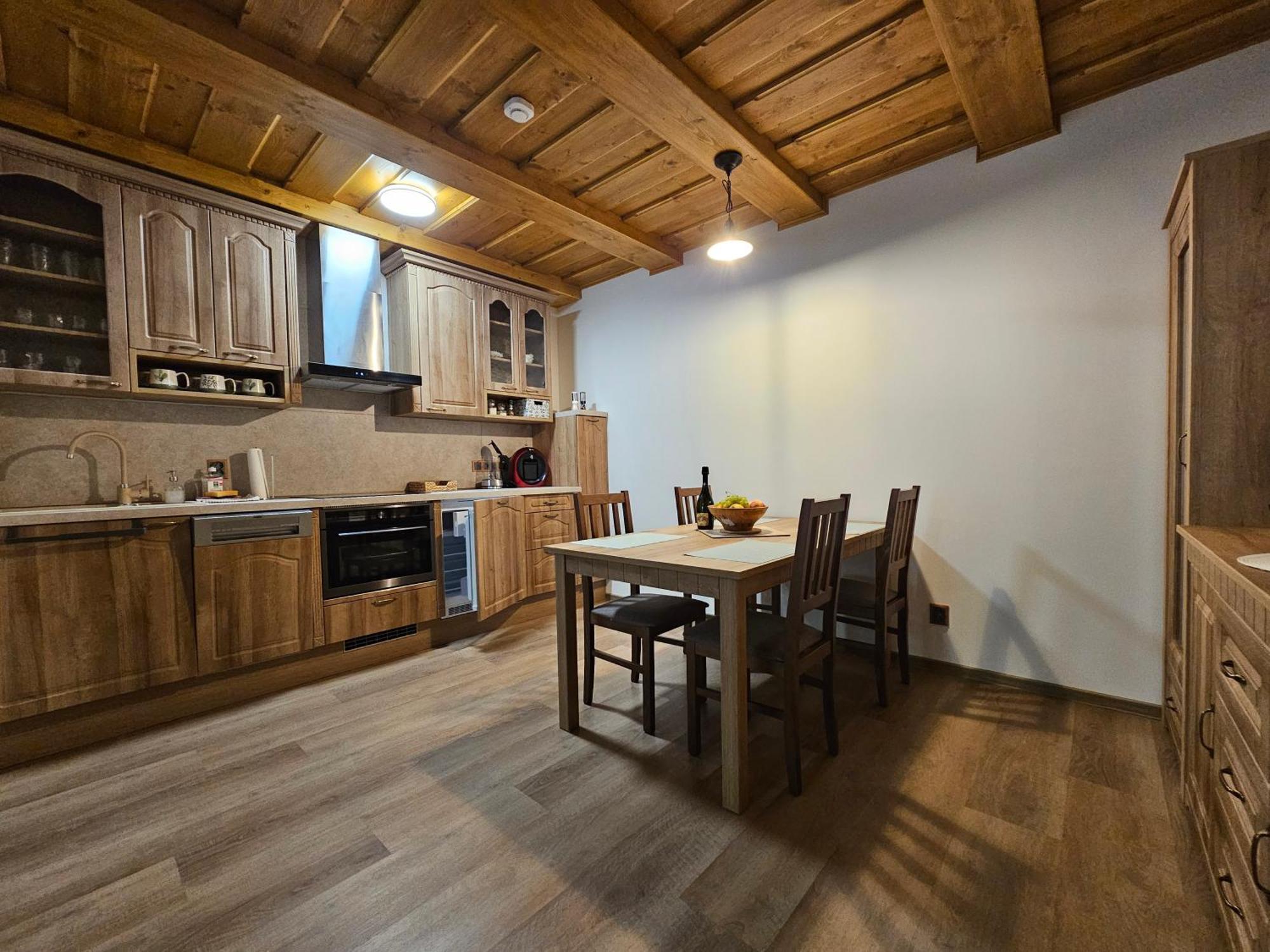 Apartmany Jezerne Velké Karlovice Cameră foto